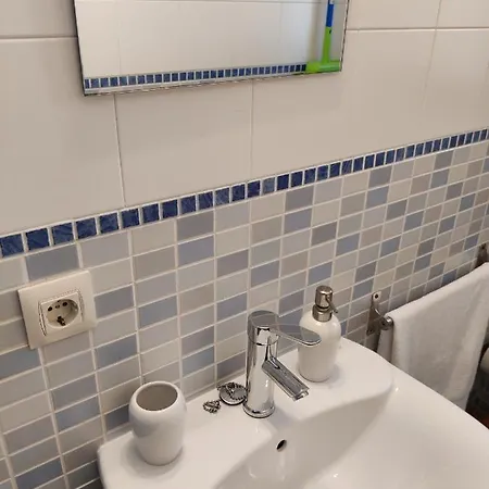 Cigueenas De San Cristobal *